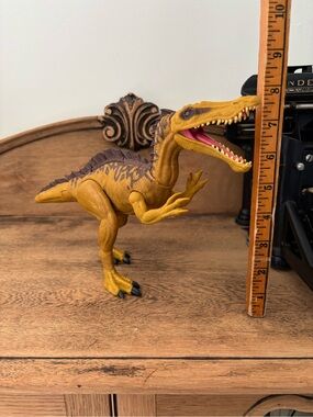 Jurassic World Mega Dual Attack Suchomimus